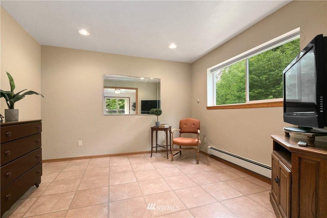 2261 Aldergrove Road Ferndale, WA 98248 - Photo 15 of 25