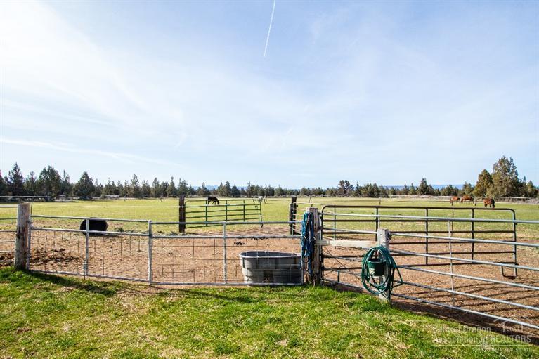 26295 Willard Road Bend, OR 97701 - Photo 4 of 21 Additional Photo