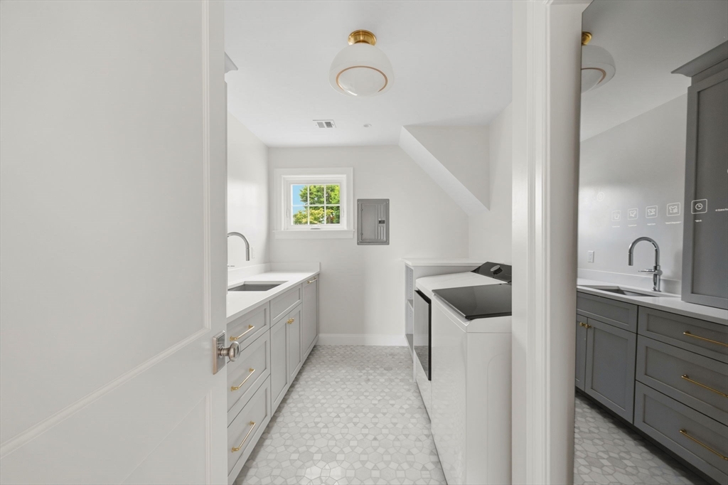 12 Howard Road Hingham, MA 02043 - Photo 25 of 31