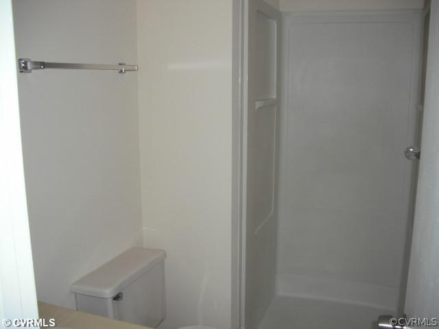 1711 Westbrook Road Hopewell, VA 23860 - Photo 12 of 14 Bathroom