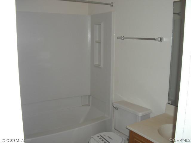 1711 Westbrook Road Hopewell, VA 23860 - Photo 8 of 14 Bathroom