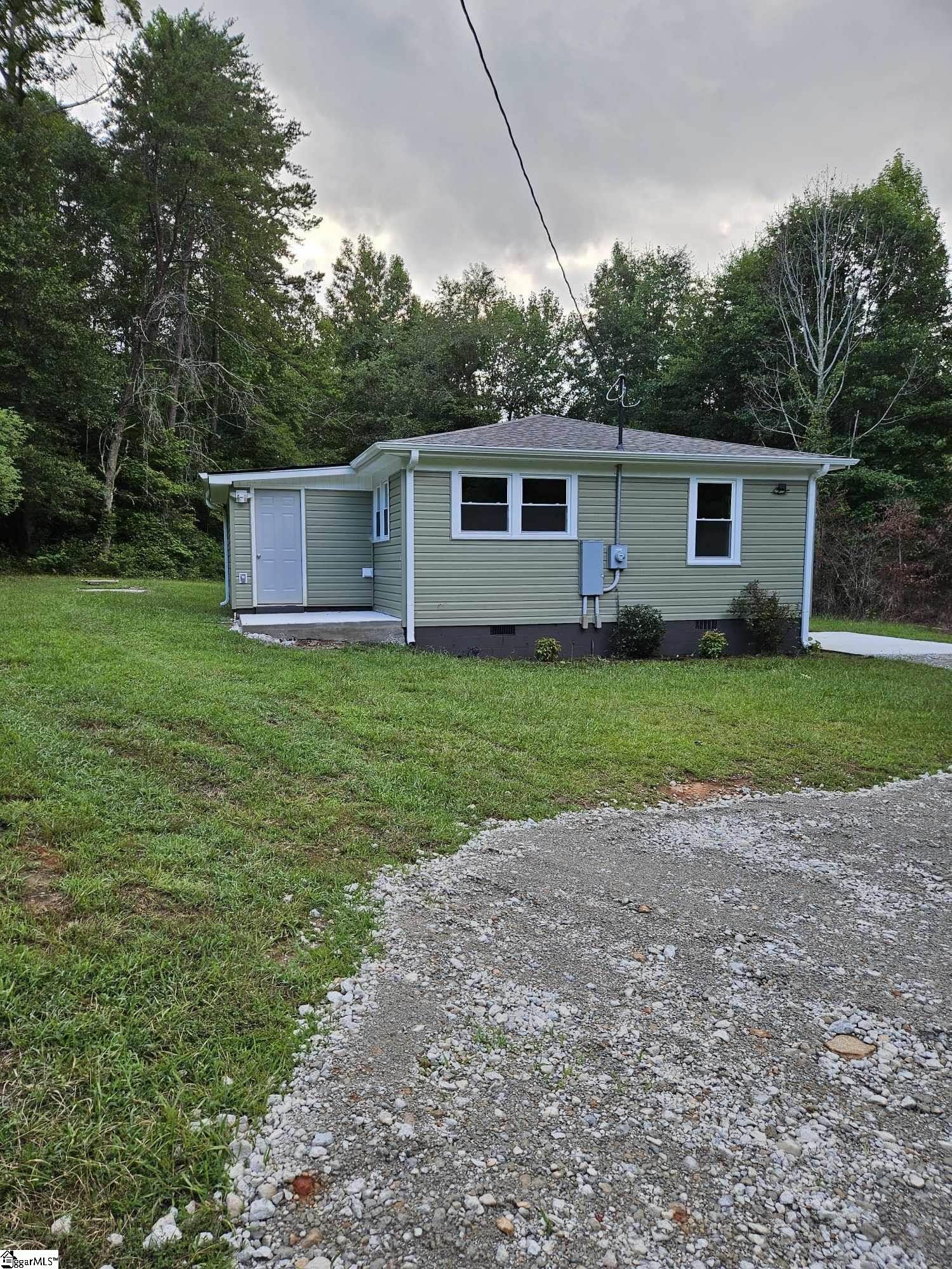 915 Jim Hunt Road Easley, SC 29640 - Photo 2 of 36