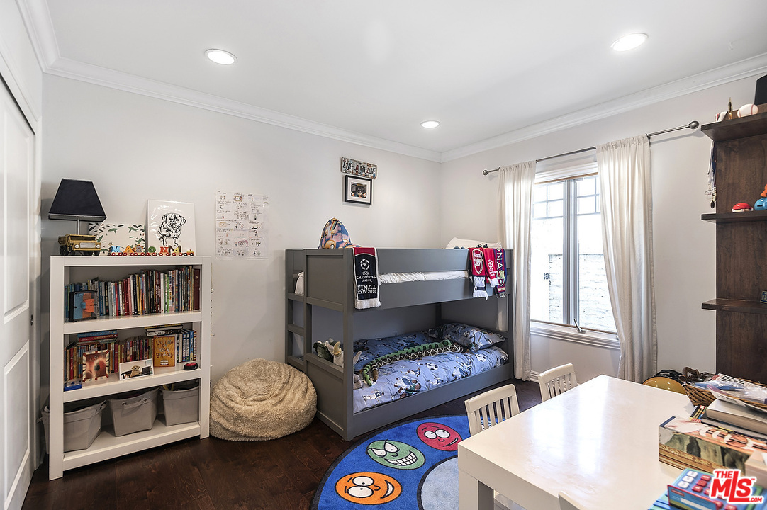 10561 Clarkson Road Los Angeles, CA 90064 - Photo 28 of 47 Gallery Image 28