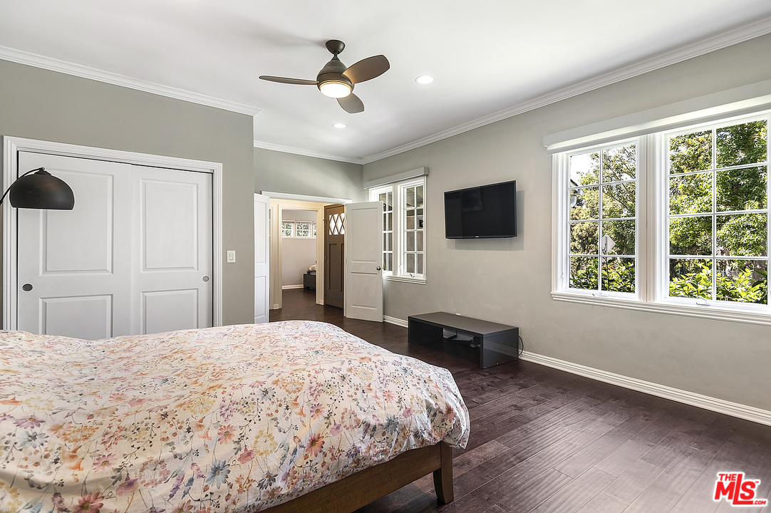 10561 Clarkson Road Los Angeles, CA 90064 - Photo 36 of 47 Gallery Image 36