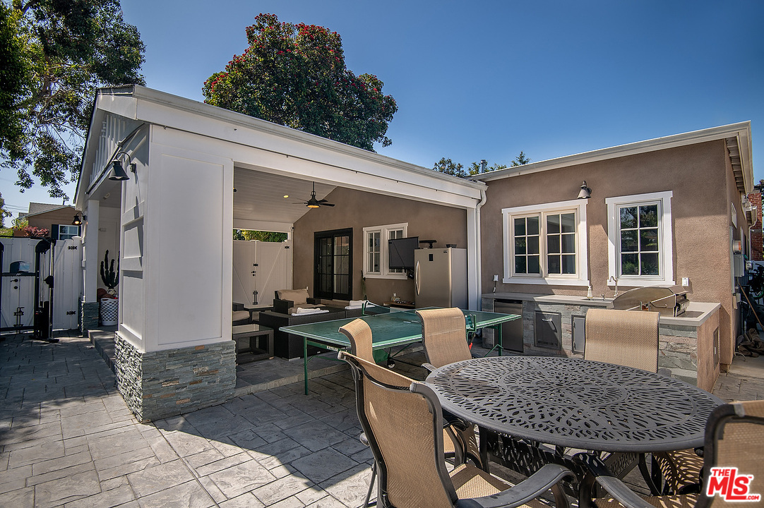 10561 Clarkson Road Los Angeles, CA 90064 - Photo 42 of 47 Gallery Image 42