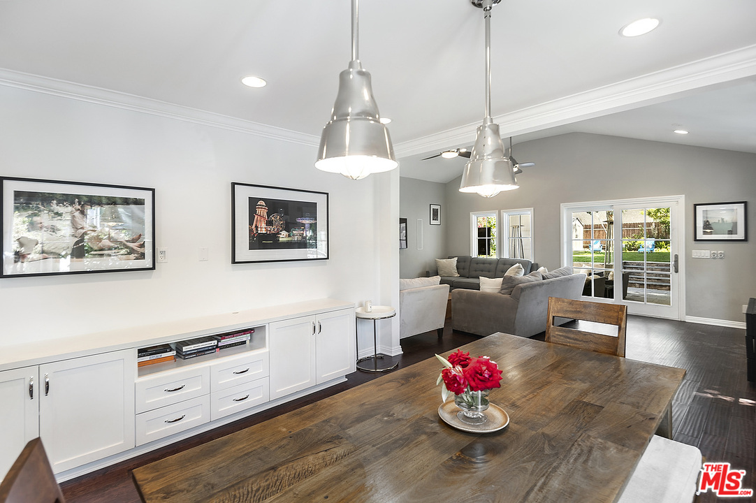10561 Clarkson Road Los Angeles, CA 90064 - Photo 7 of 47 Gallery Image 7