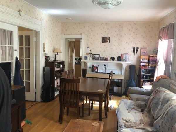 20 Loudon Street Worcester, MA 01610 - Photo 12 of 24