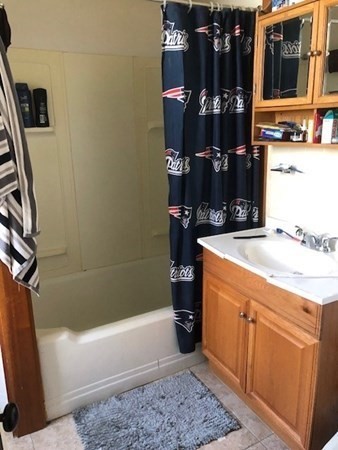 20 Loudon Street Worcester, MA 01610 - Photo 15 of 24