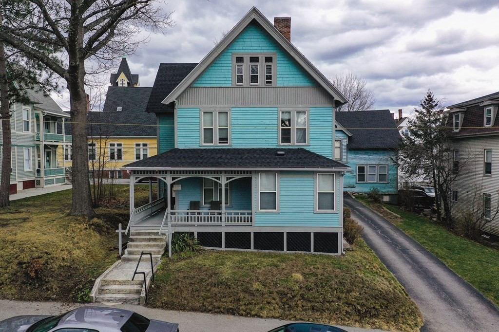 20 Loudon Street Worcester, MA 01610 - Photo 2 of 24