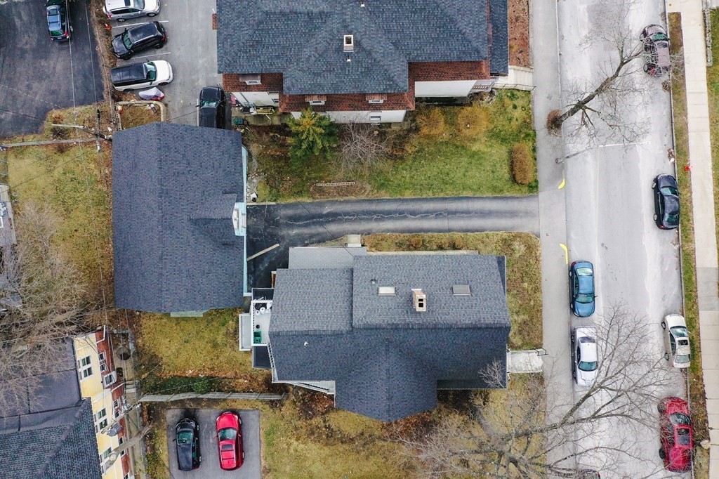 20 Loudon Street Worcester, MA 01610 - Photo 7 of 24