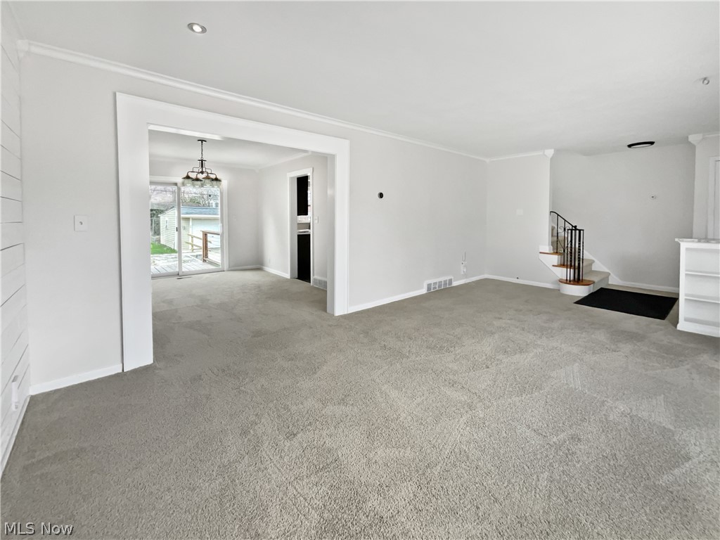 2382 Rinard Road Cleveland, OH 44118 - Photo 3 of 24 Gallery Image 3