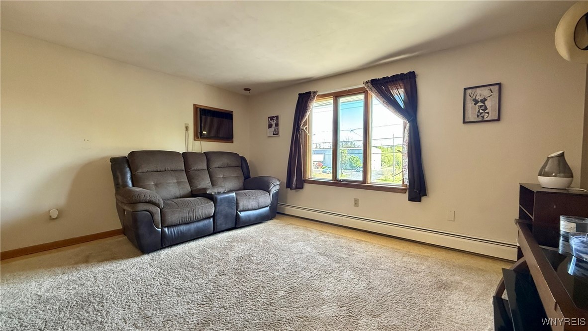 2305 Lockport Road Wheatfield, NY 14132 - Photo 8 of 26 Upper Apartment