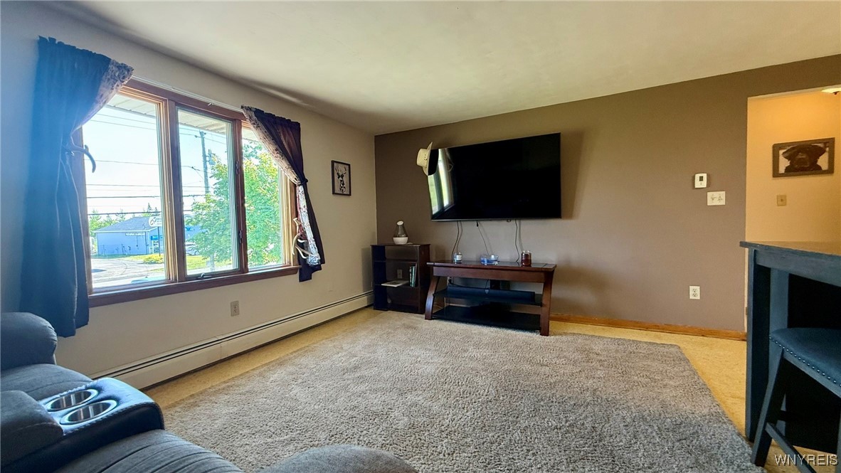 2305 Lockport Road Wheatfield, NY 14132 - Photo 9 of 26 Upper Apartment