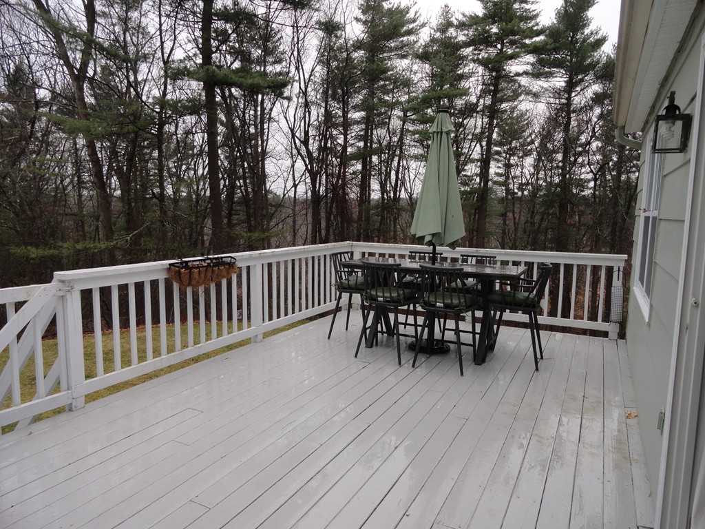 13 Sleigh Road Chelmsford, MA 01824 - Photo 25 of 27 Gallery Image 25