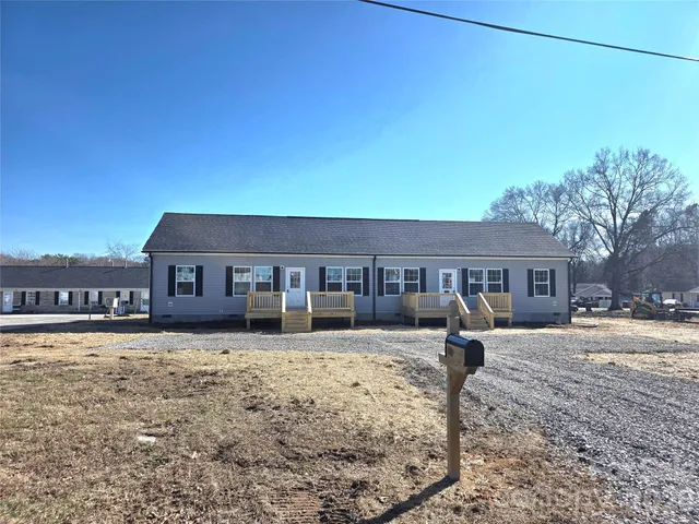a house view with a outdoor space