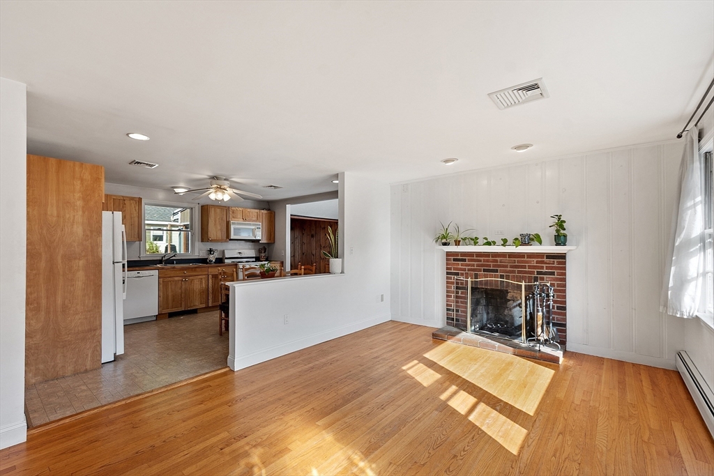 46 Lowell Road Pepperell, MA 01463 - Photo 12 of 35