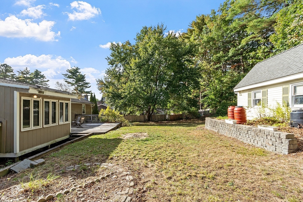 46 Lowell Road Pepperell, MA 01463 - Photo 2 of 35