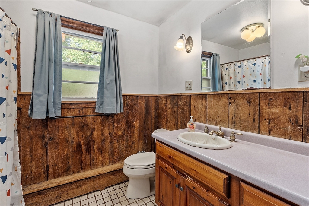 46 Lowell Road Pepperell, MA 01463 - Photo 27 of 35