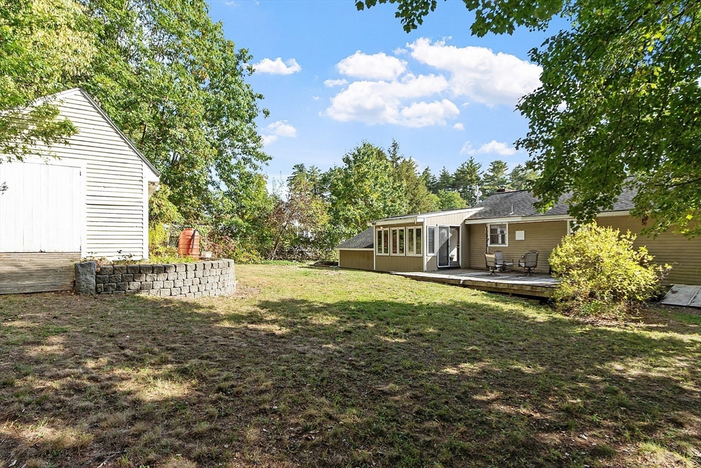 46 Lowell Road Pepperell, MA 01463 - Photo 5 of 35