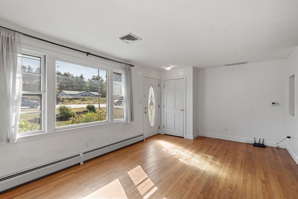 46 Lowell Road Pepperell, MA 01463 - Photo 8 of 35