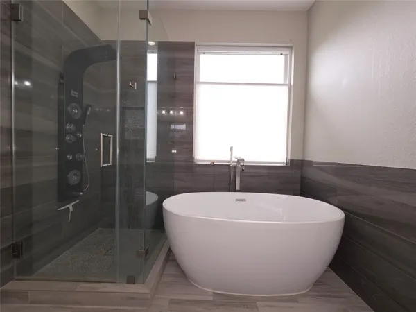 $2,150 | 9603 Edgeloch Drive, Spring, TX 77379