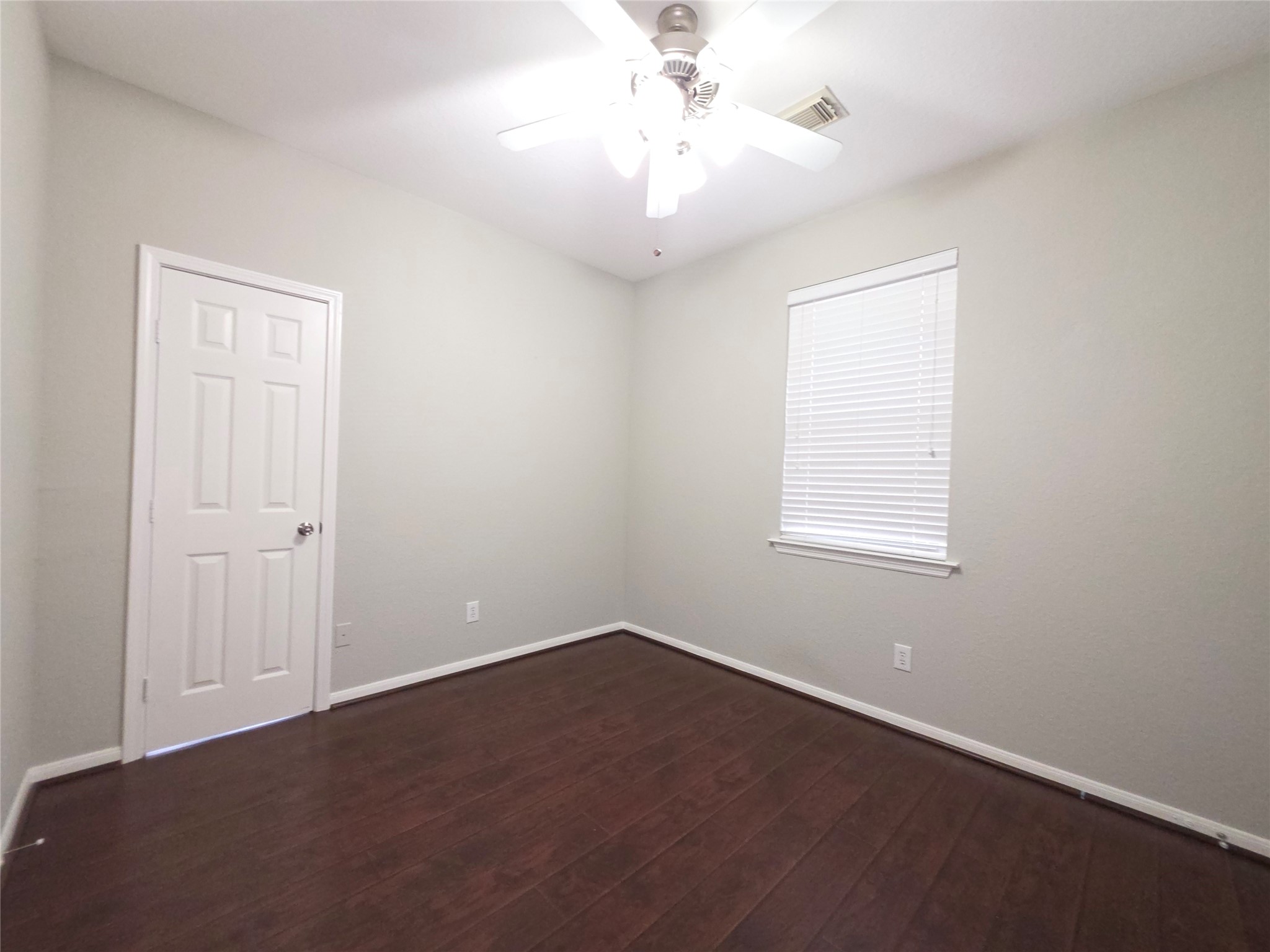 9603 Edgeloch Drive Spring, TX 77379 - Photo 9 of 16 an empty room with a window