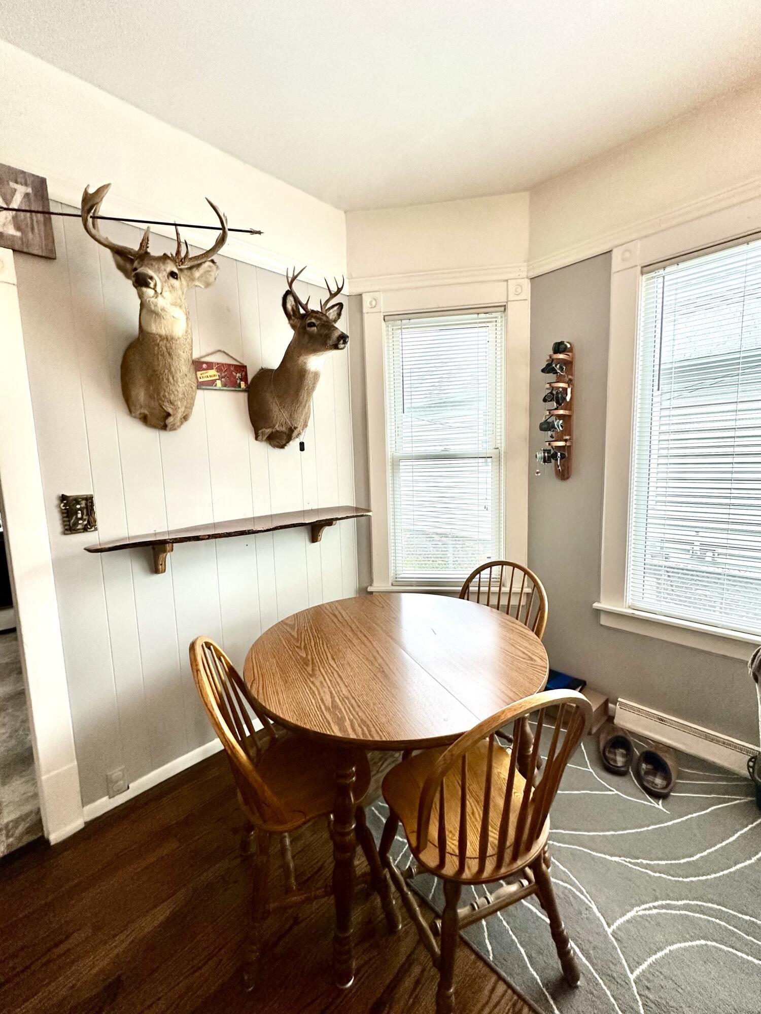 913 69th Street Kenosha, WI 53143 - Photo 4 of 23 Dining Area