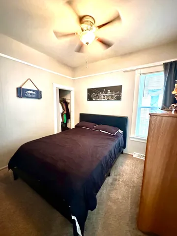 $179,900 | 913 69th Street, Kenosha, WI 53143