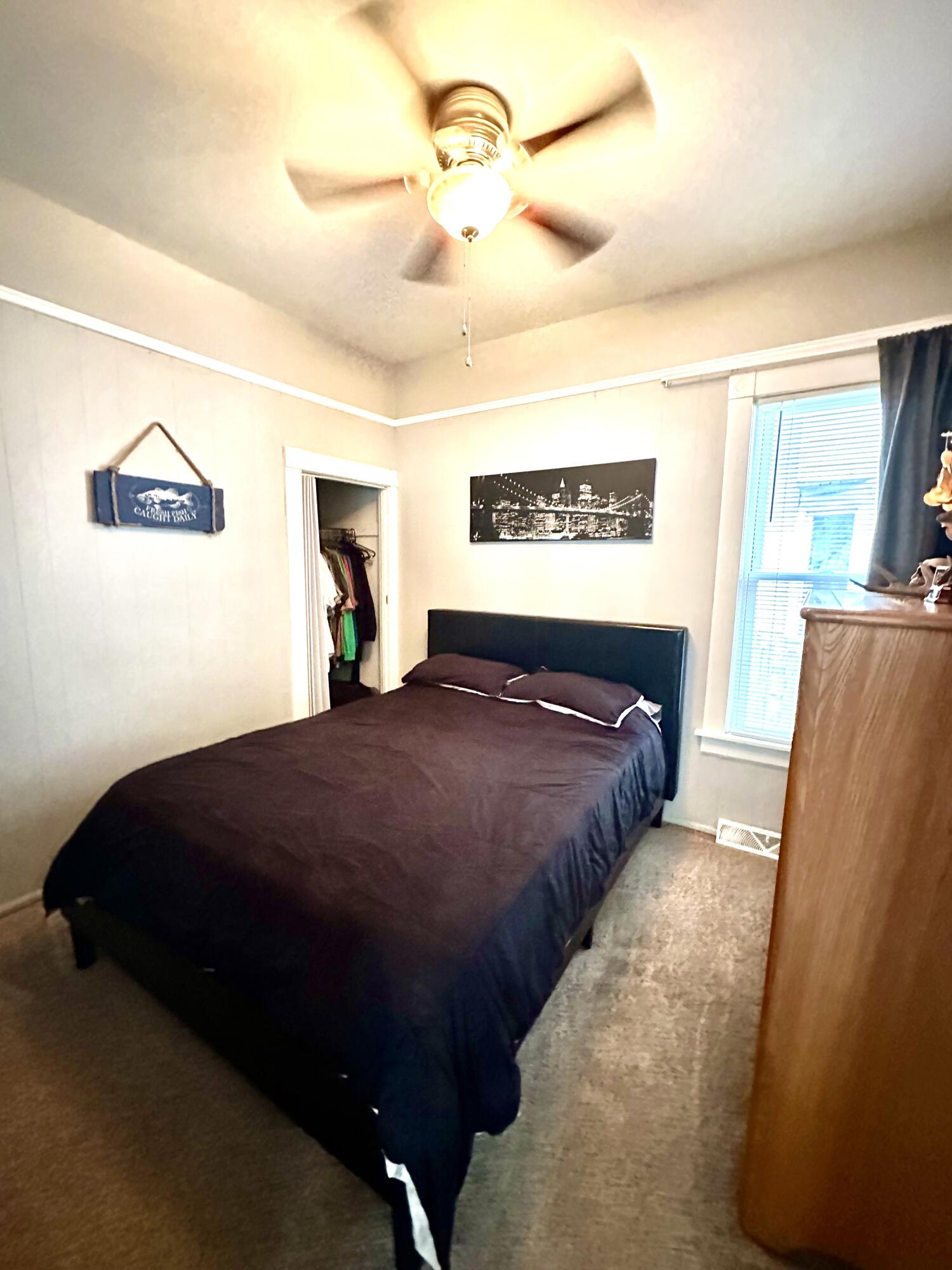 913 69th Street Kenosha, WI 53143 - Photo 8 of 23 Bedroom 1