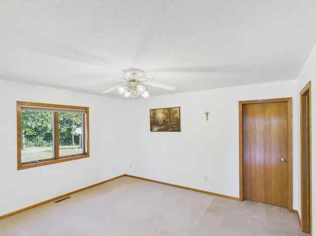 $859,900 | 13744 270th Street, Cold Spring, MN 56320