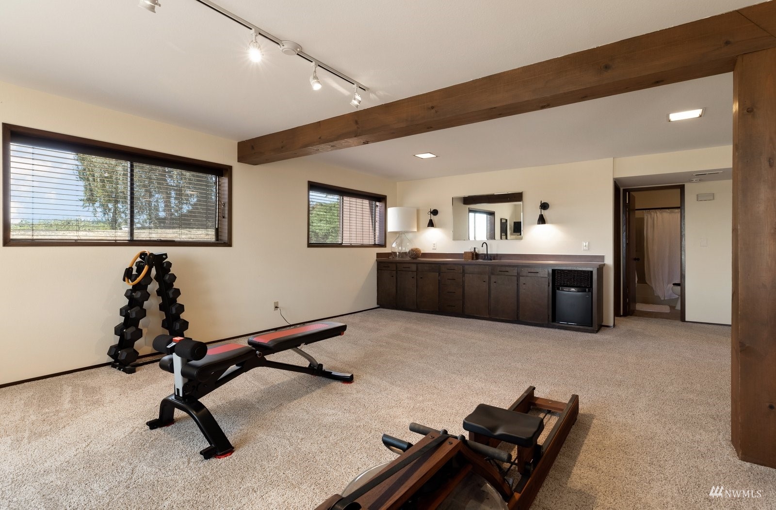 495 East Crescent Harbor Road Oak Harbor, WA 98277 - Photo 29 of 40 a view of a livingroom with furniture and a window