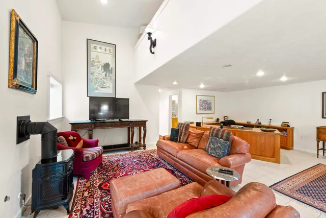 $1,450,000 | 10718 South Mica Vista Lane, Mica, WA 99023