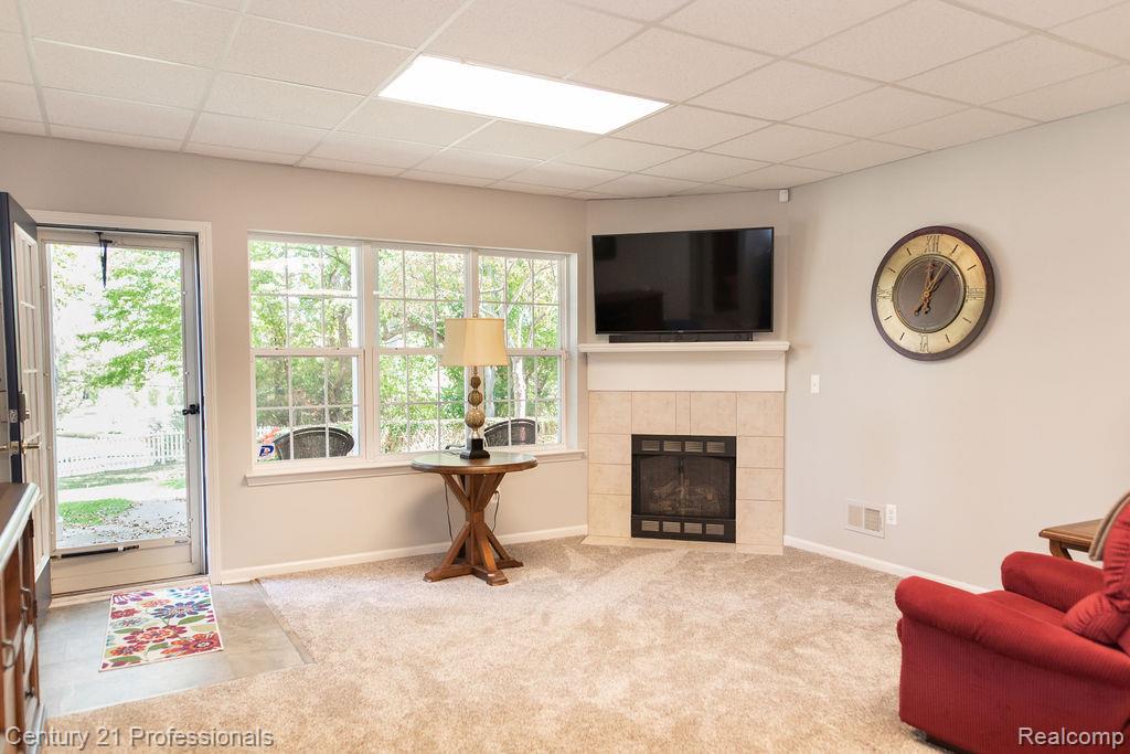 767 East Bluff Court Rochester Hills, MI 48306 - Photo 44 of 52