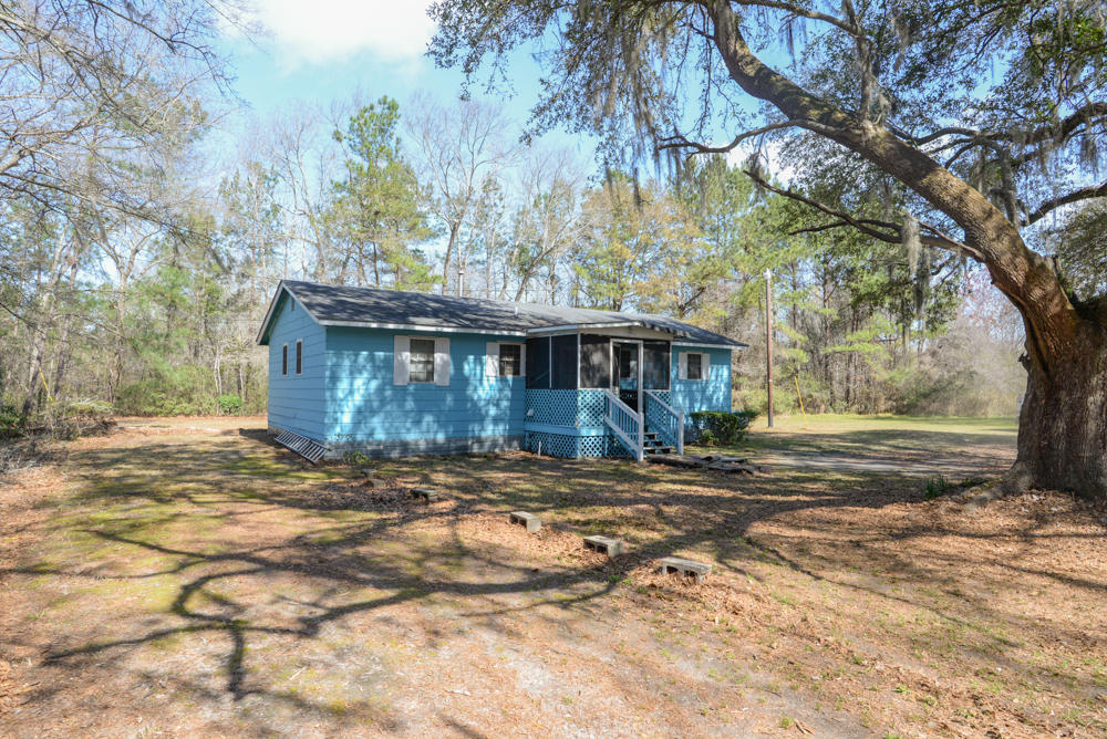 5852 Scott White Road Hollywood, SC 29449 - Photo 1 of 13 Front