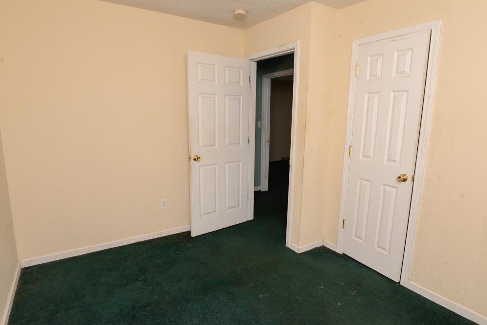 5852 Scott White Road Hollywood, SC 29449 - Photo 6 of 13 Interior-2
