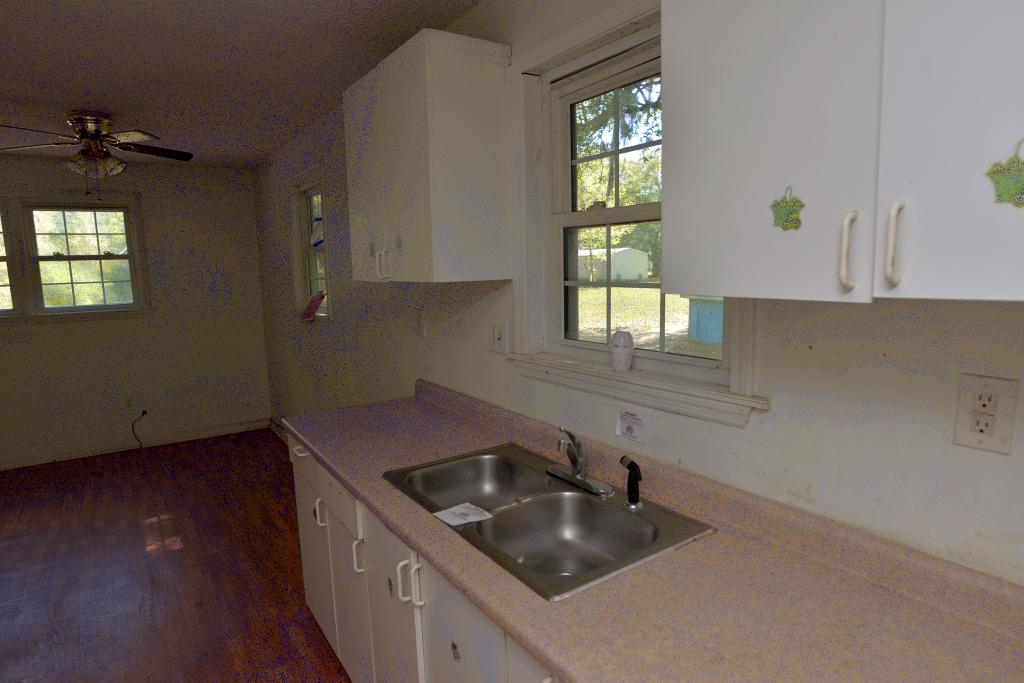 5852 Scott White Road Hollywood, SC 29449 - Photo 10 of 13 Kitchen2