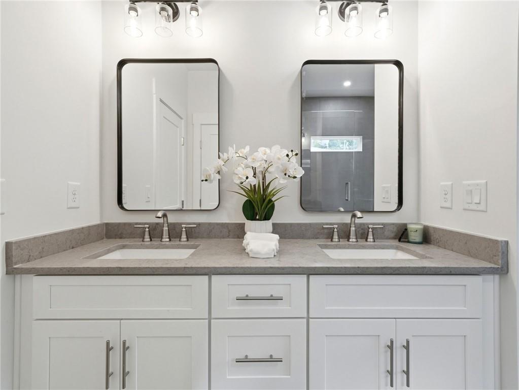 2186 Freydale Road Marietta, GA 30067 - Photo 29 of 57