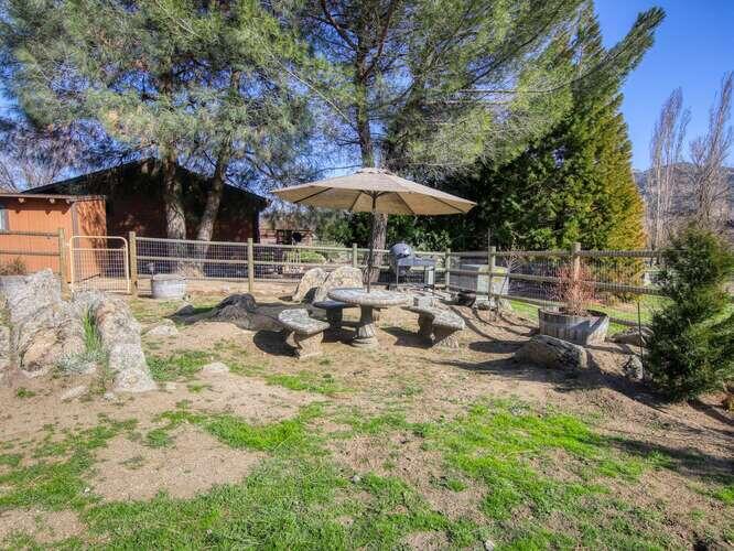 30671 South Lower Valley Road Tehachapi, CA 93561 - Photo 34 of 37 30671 S Lower Valley Rd-small-051-028-Pi