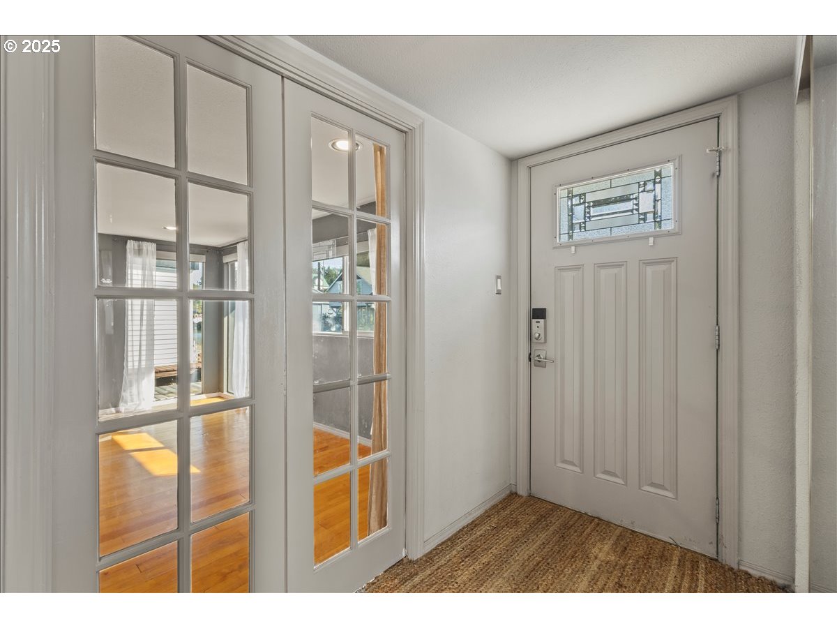 205 North Bridgeton Road, Unit 9W Portland, OR 97217 - Photo 4 of 43 Gallery Image 4