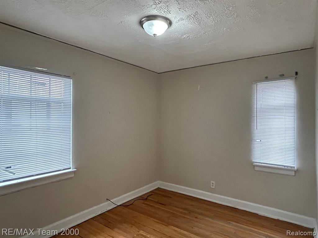 18410 Santa Rosa Drive Detroit, MI 48221 - Photo 8 of 9