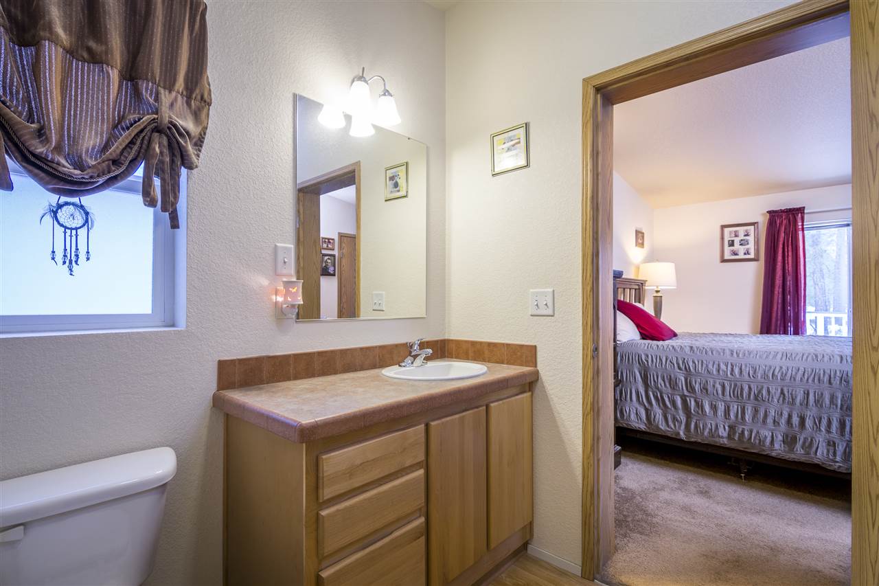 17701 South Robinette Drive Cheney, WA 99004 - Photo 8 of 20