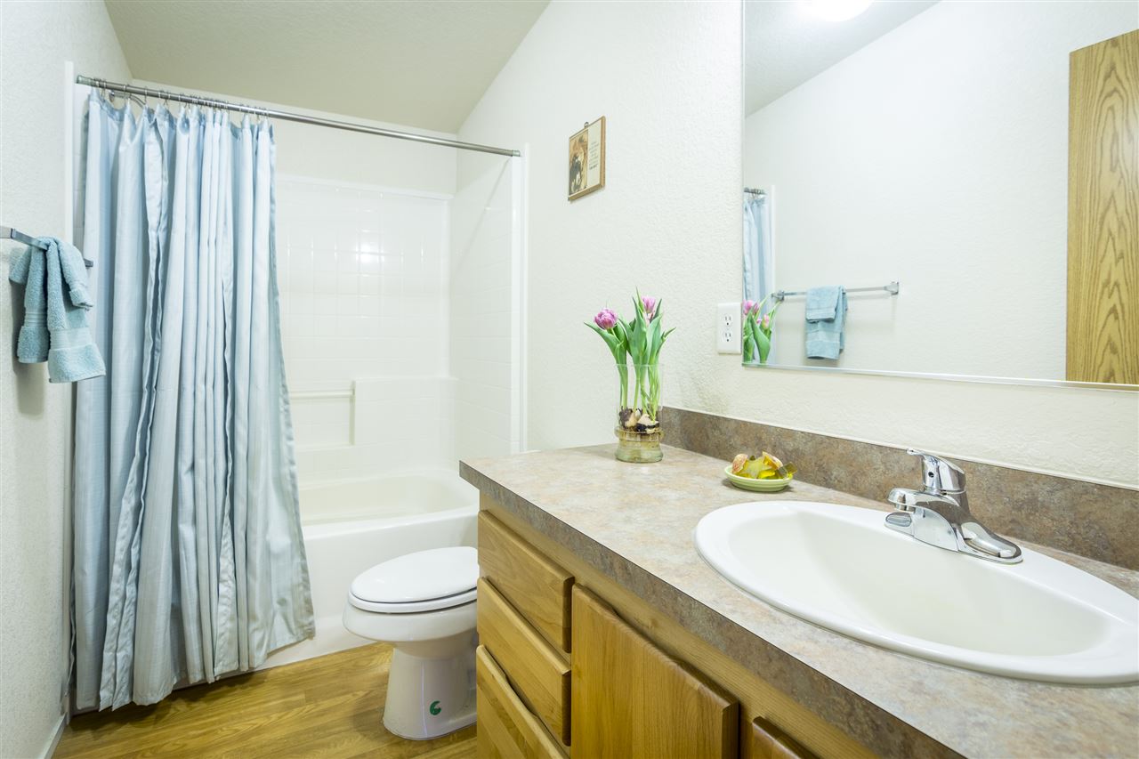 17701 South Robinette Drive Cheney, WA 99004 - Photo 10 of 20
