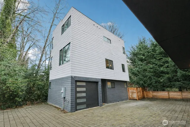 $749,999 | 9302 Sturtevant Avenue South, Seattle, WA 98118