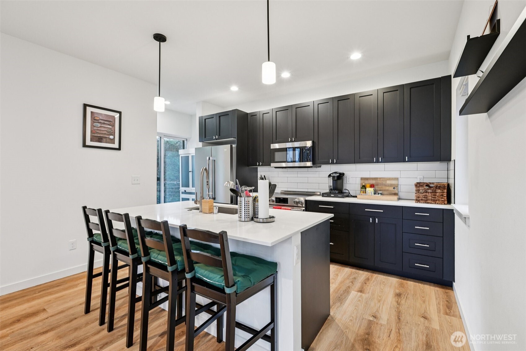 9302 Sturtevant Avenue South Seattle, WA 98118 - Photo 15 of 32