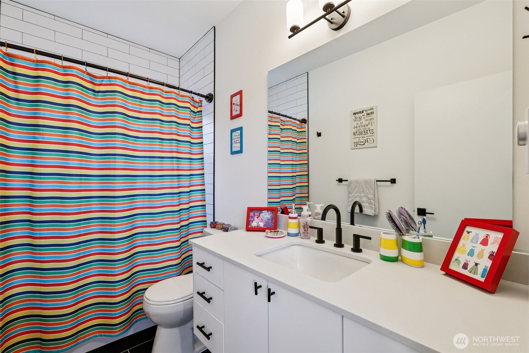 9302 Sturtevant Avenue South Seattle, WA 98118 - Photo 22 of 32