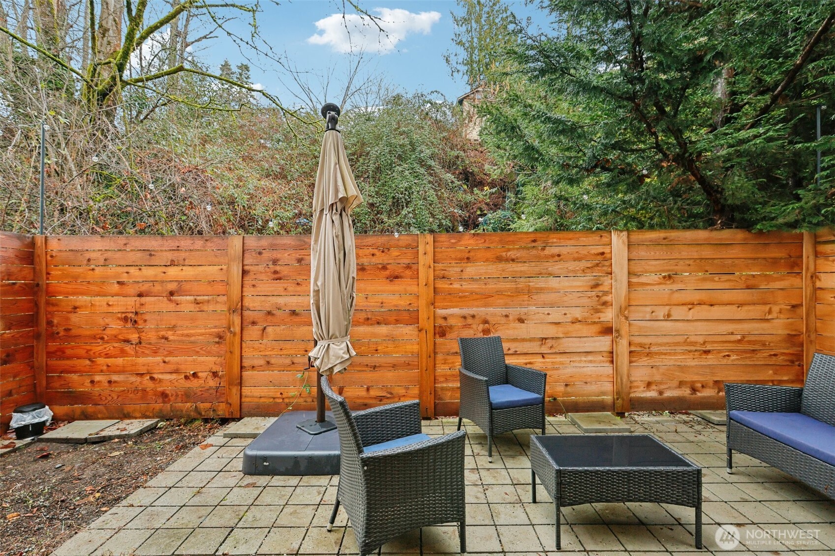 9302 Sturtevant Avenue South Seattle, WA 98118 - Photo 29 of 32