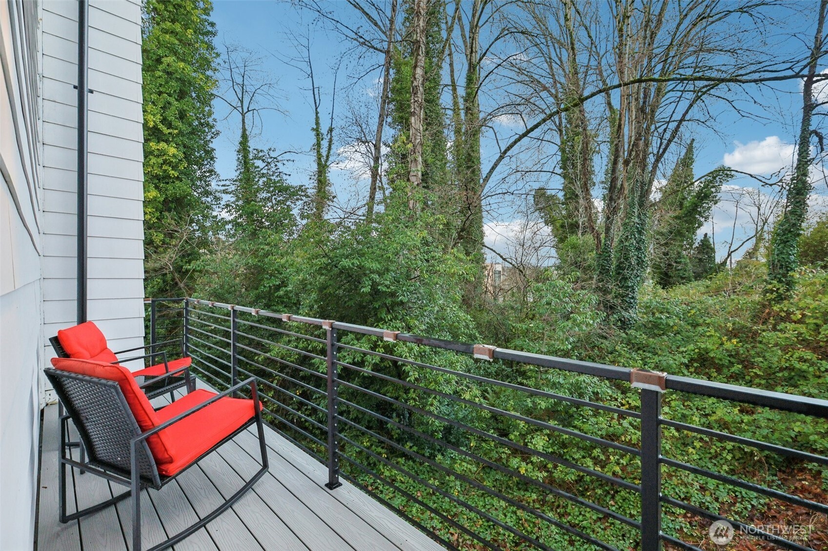 9302 Sturtevant Avenue South Seattle, WA 98118 - Photo 31 of 32