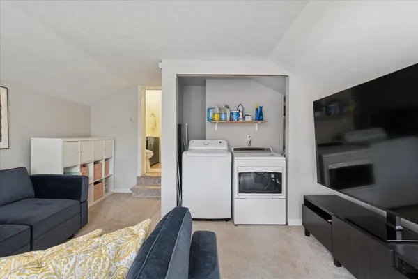 $335,000 | 206 Ann Arbor Street, Manchester, MI 48158