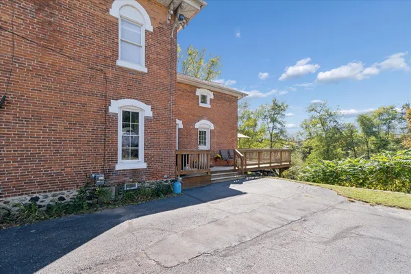 $335,000 | 206 Ann Arbor Street, Manchester, MI 48158