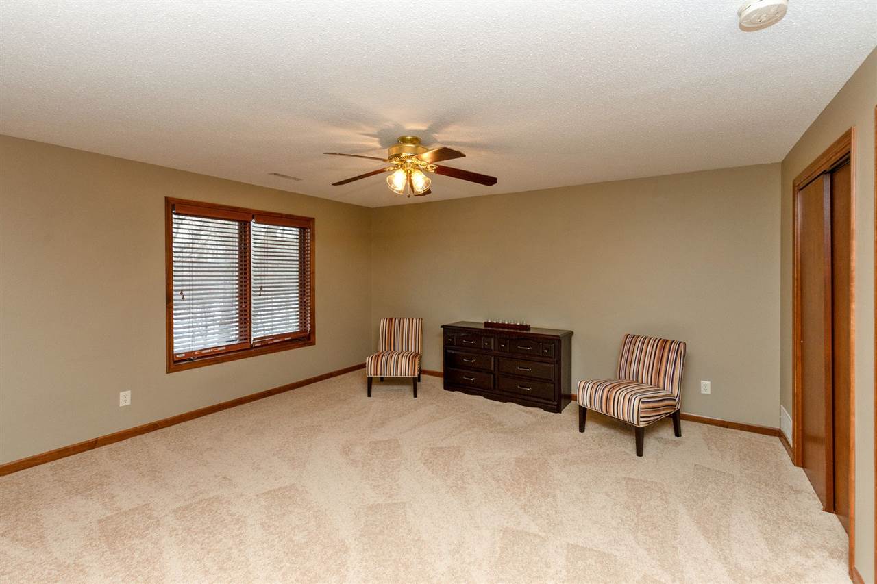4210 Briar Ridge Court Ely, IA 52227 - Photo 20 of 28 Gallery Image 20